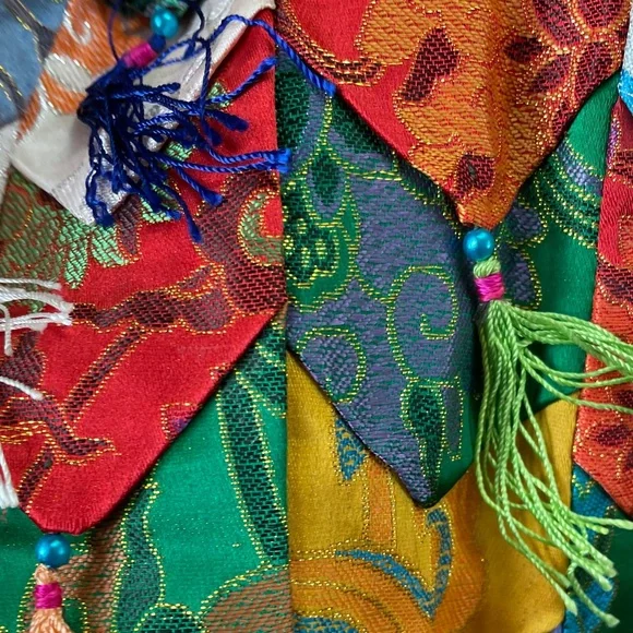 PRICE DROP! Spectacular Tibetan multi color brocade wall hanging - Picture 12 of 16
